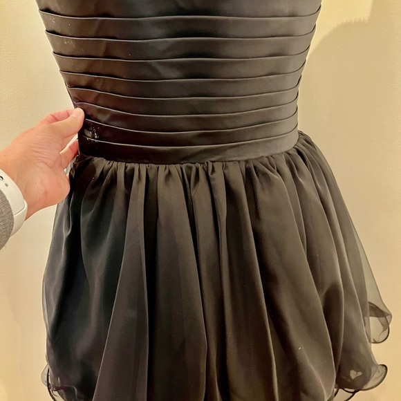 La Femme Short Black Strapless Cocktail Dress Size 6 - Picture 6 of 9